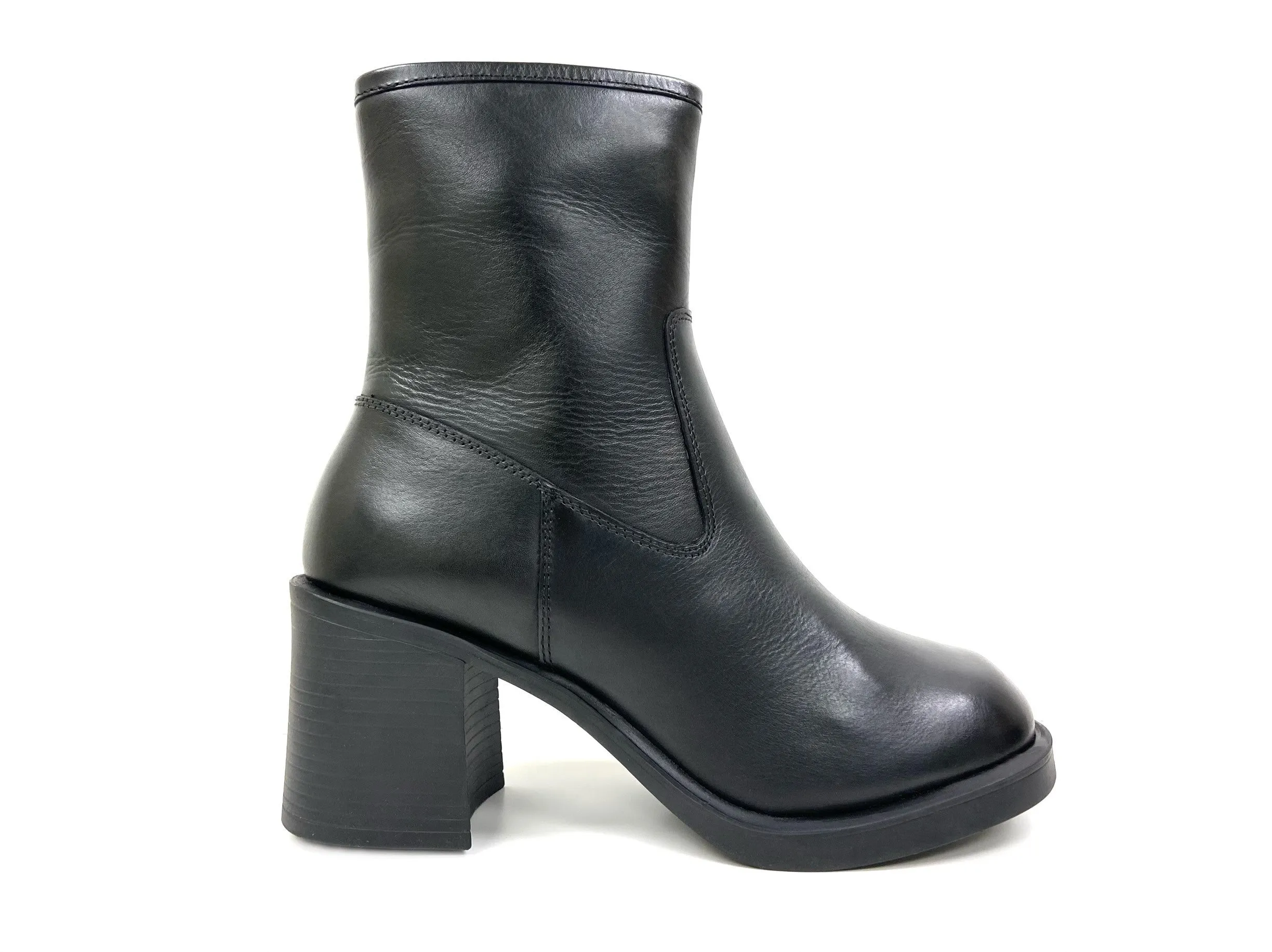 Lyla Black Square Block Heel Zip Boot