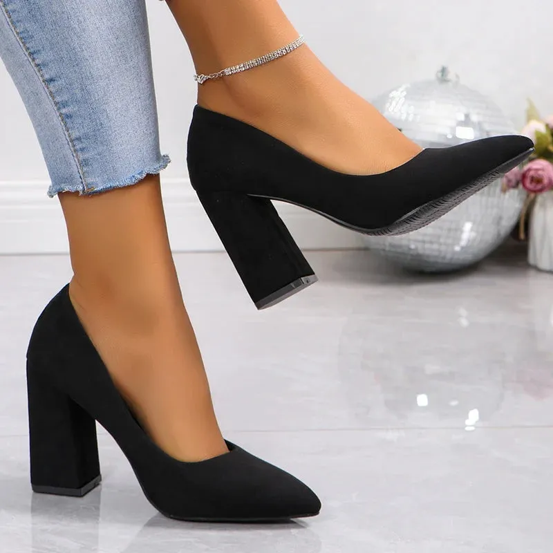 "Classic 9 cm Heel Pumps – Elegant Flock Design